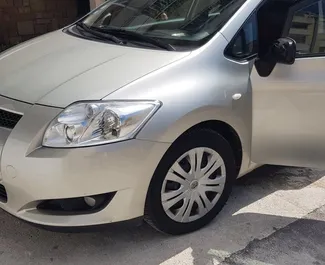 Kiralık bir Toyota Auris Bar'da, Karadağ ön görünümü ✓ Araç #1347. ✓ Otomatik TM ✓ 36 yorumlar.