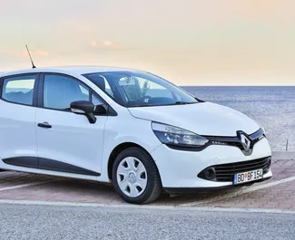 Front view of a rental Renault Clio 4 in Budva, Montenegro ✓ Car #1265. ✓ Manual TM ✓ 15 reviews.
