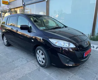 Vooraanzicht van een huurauto Mazda Premacy in Larnaca, Cyprus ✓ Auto #4378. ✓ Transmissie Automatisch TM ✓ 0 beoordelingen.