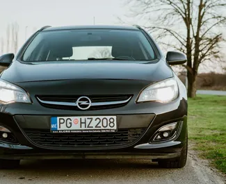 Wypożyczalnia Opel Astra Sports Tourer w Podgoricy, Czarnogóra ✓ Nr 4621. ✓ Skrzynia Manualna ✓ Opinii: 6.