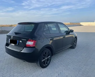 Prenájom auta Skoda Fabia 2016 v v Albánsku, s vlastnosťami ✓ palivo Diesel a výkon 90 koní ➤ Od 13 EUR za deň.