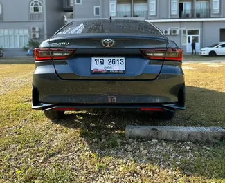 Noleggio auto Toyota Yaris Ativ 2022 in Thailandia, con carburante Benzina e  cavalli di potenza ➤ A partire da 1500 THB al giorno.