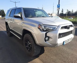 Mietwagen Toyota 4 Runner 2017 in Georgien, mit Benzin-Kraftstoff und 273 PS ➤ Ab 240 GEL pro Tag.