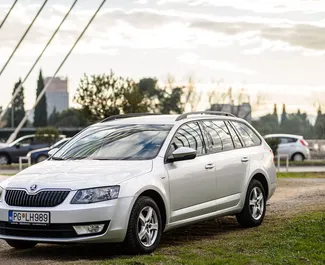 Wypożyczalnia Skoda Octavia Combi w Podgoricy, Czarnogóra ✓ Nr 7153. ✓ Skrzynia Automatyczna ✓ Opinii: 1.