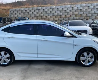 Prenájom auta Hyundai Accent #8964 s prevodovkou Automatické v v meste Durres, vybavené motorom 1,6L ➤ Od Erald v v Albánsku.
