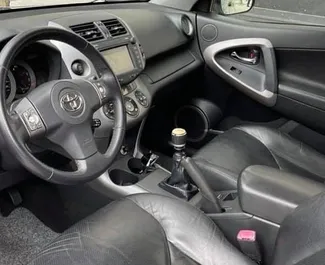 Toyota RAV4 – samochód kategorii Komfort, SUV, Crossover na wynajem w Albanii ✓ Depozyt 200 EUR ✓ Ubezpieczenie: OC, CDW, FDW, Zagranica, Młody.