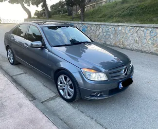 Prenájom auta Mercedes-Benz C220 2011 v v Albánsku, s vlastnosťami ✓ palivo Diesel a výkon 125 koní ➤ Od 18 EUR za deň.