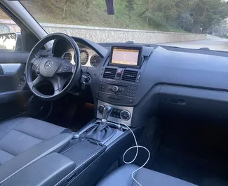 Mercedes-Benz C220 2011 so systémom pohonu Zadný pohon, dostupné v v meste Durres.
