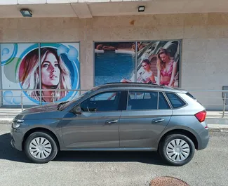 Vermietung Skoda Kamiq. Komfort, Crossover Fahrzeug zur Miete in Montenegro ✓ Kaution Einzahlung von 200 EUR ✓ Versicherungsoptionen KFZ-HV, VKV Plus, VKV Komplett, Ausland.