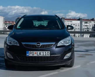 Wynajem samochodu Opel Astra Sports Tourer nr 10576 (Automatyczna) w Podgoricy, z silnikiem 2,0l. Diesel ➤ Bezpośrednio od Stefan w Czarnogórze.