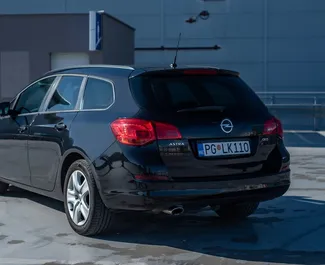 Wynajmij Opel Astra Sports Tourer 2011 w Czarnogórze. Paliwo: Diesel. Moc: 160 KM ➤ Koszt od 21 EUR za dobę.