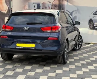 Prenájom Hyundai i30. Auto typu Ekonomická, Komfort na prenájom v v Albánsku ✓ Bez zálohy ✓ Možnosti poistenia: TPL, V zahraničí.
