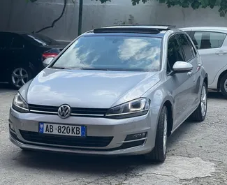 Wypożyczalnia Volkswagen Golf 7 na lotnisku w Tiranie, Albania ✓ Nr 11154. ✓ Skrzynia Automatyczna ✓ Opinii: 1.