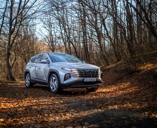 Nomas automašīnas priekšskats Hyundai Tucson Tbilisi, Gruzija ✓ Automašīna #12042. ✓ Pārnesumu kārba Automātiskais TM ✓ Atsauksmes 0.