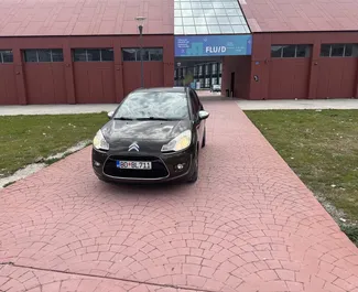 Diesel 1.6L engine of Citroen C3 2014 for rental in Budva.