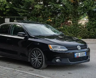 Prenájom Volkswagen Jetta. Auto typu Ekonomická, Komfort na prenájom v v Albánsku ✓ Bez zálohy ✓ Možnosti poistenia: TPL.