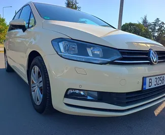 Diesel 2.0L engine of Volkswagen Touran 2018 for rental in Burgas.