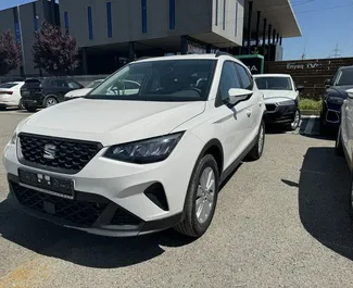 Wypożyczalnia SEAT Arona w Tiranie, Albania ✓ Nr 14777. ✓ Skrzynia Automatyczna ✓ Opinii: 1.