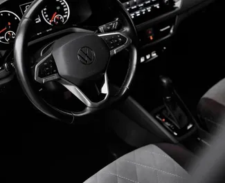 Volkswagen Polo Sedan 2021 disponibile per il noleggio ad Almaty, con limite di chilometraggio di 200 km/giorno.