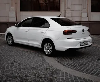 Noleggio Volkswagen Polo Sedan. Auto Economica per il noleggio in Kazakistan ✓ Cauzione di Senza deposito ✓ Opzioni assicurative RCT, Senza deposito.