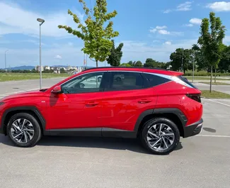 Autohuur Hyundai Tucson 2024 in in Slovenië, met Benzine brandstof en 180 pk ➤ Vanaf 70 EUR per dag.