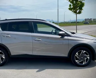 Autohuur Hyundai Bayon 2023 in in Slovenië, met Benzine brandstof en 110 pk ➤ Vanaf 45 EUR per dag.