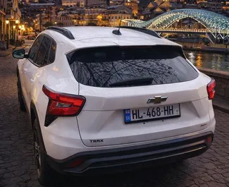 Chevrolet Trax rent. Ökonoomne, Crossover auto rentimiseks Gruusias ✓ Tagatisraha 540 GEL ✓ Kindlustuse valikud: TPL.