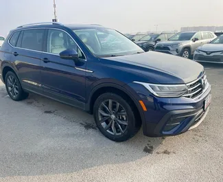 Rendiauto esivaade Volkswagen Tiguan Tbilisis, Gruusia ✓ Auto #15928. ✓ Käigukast Automaatne TM ✓ Arvustused 0.