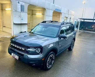 Rendiauto esivaade Ford Bronco Tbilisis, Gruusia ✓ Auto #15926. ✓ Käigukast Automaatne TM ✓ Arvustused 0.