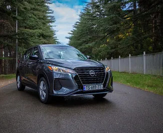 Nomas automašīnas priekšskats Nissan Kicks Tbilisi, Gruzija ✓ Automašīna #16283. ✓ Pārnesumu kārba Automātiskais TM ✓ Atsauksmes 0.