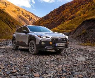 Nomas automašīnas priekšskats Subaru Crosstrek Tbilisi, Gruzija ✓ Automašīna #16287. ✓ Pārnesumu kārba Automātiskais TM ✓ Atsauksmes 0.