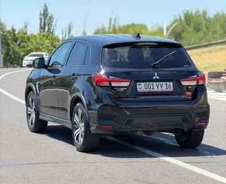 Autohuur Mitsubishi Outlander Sport 2022 in in Armenië, met Benzine brandstof en  pk ➤ Vanaf 80 USD per dag.