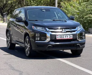 Mitsubishi Outlander Sport 2022 beschikbaar voor verhuur in Jerevan, met een kilometerlimiet van onbeperkt.